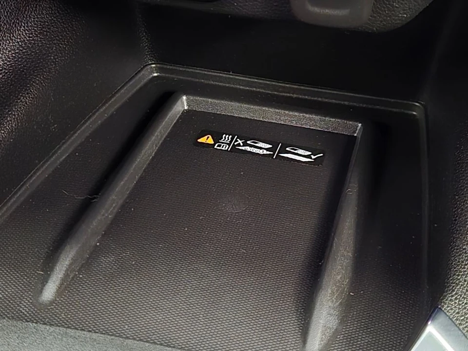 2023 Chevrolet Traverse - Image 10 of 12