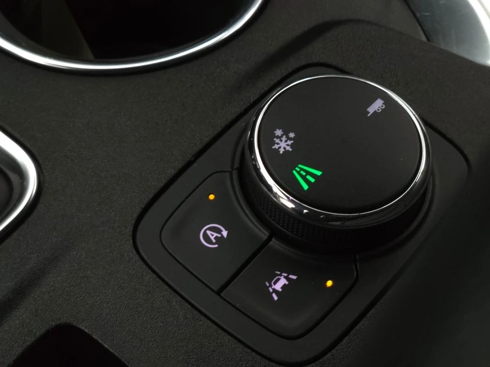 2023 Chevrolet Traverse - Image 3 of 12