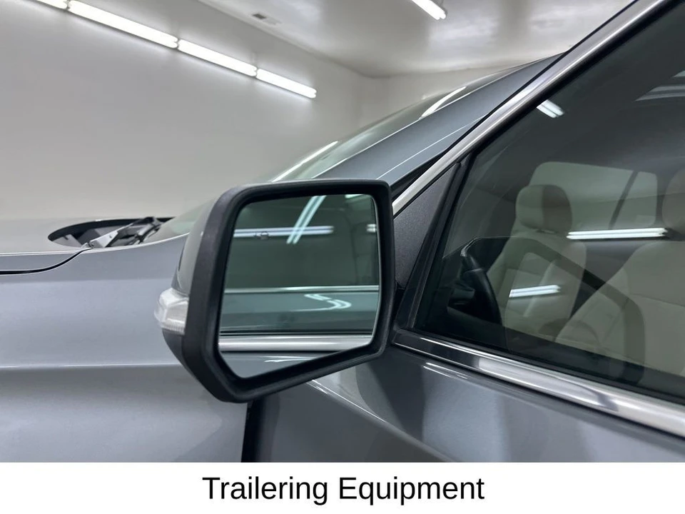 2023 Chevrolet Traverse - Image 18 of 31