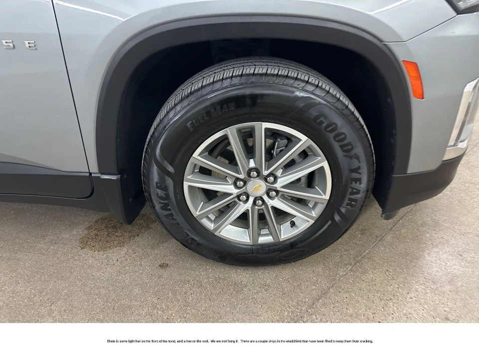 2023 Chevrolet Traverse - Image 16 of 31