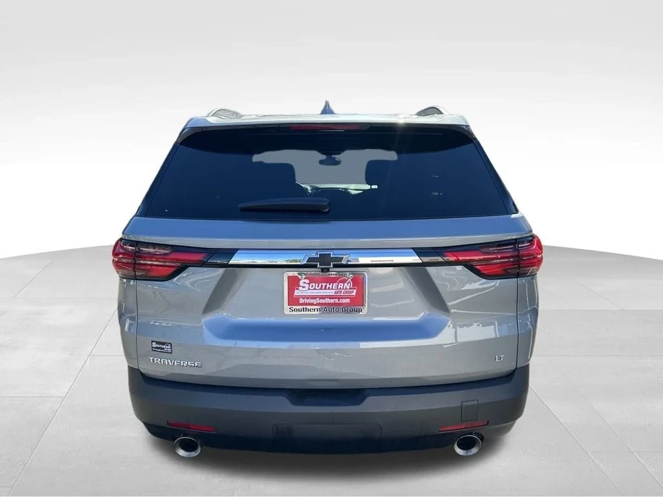 2023 Chevrolet Traverse - Image 4 of 12