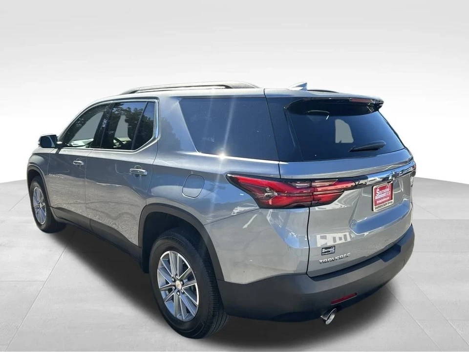 2023 Chevrolet Traverse - Image 3 of 12