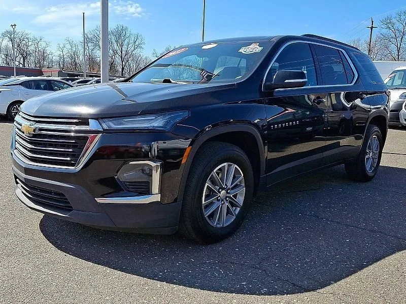 2023 Chevrolet Traverse - Image 4 of 12