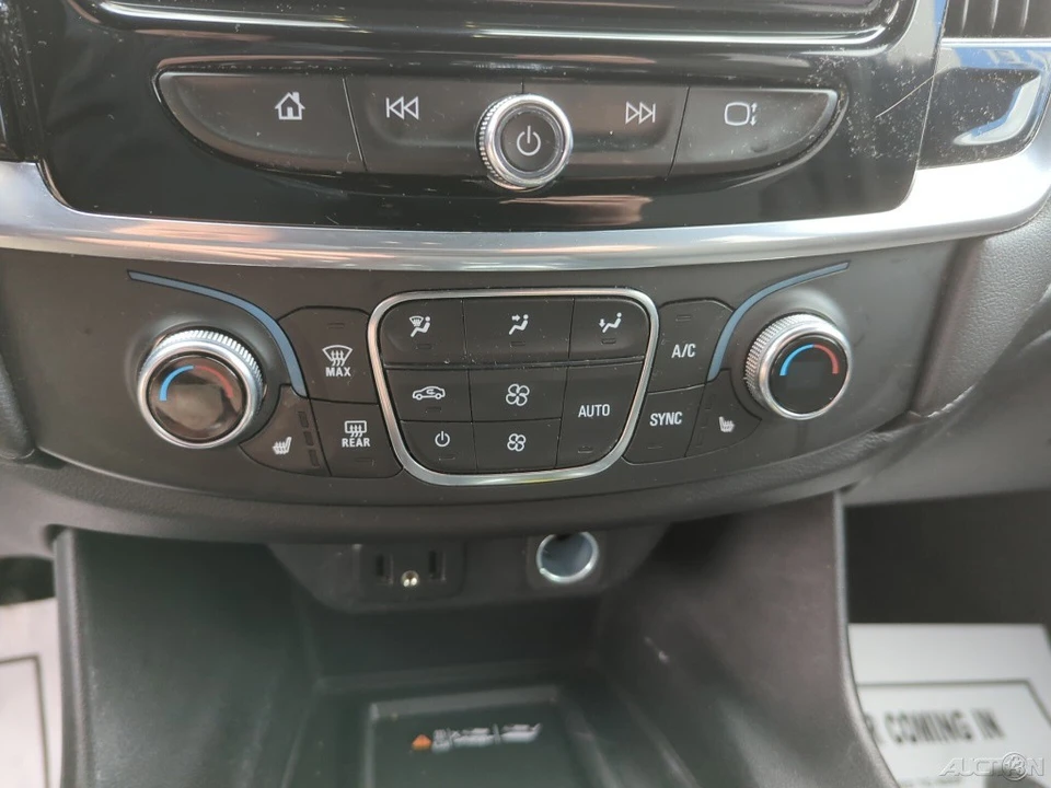 2023 Chevrolet Traverse - Image 14 of 19