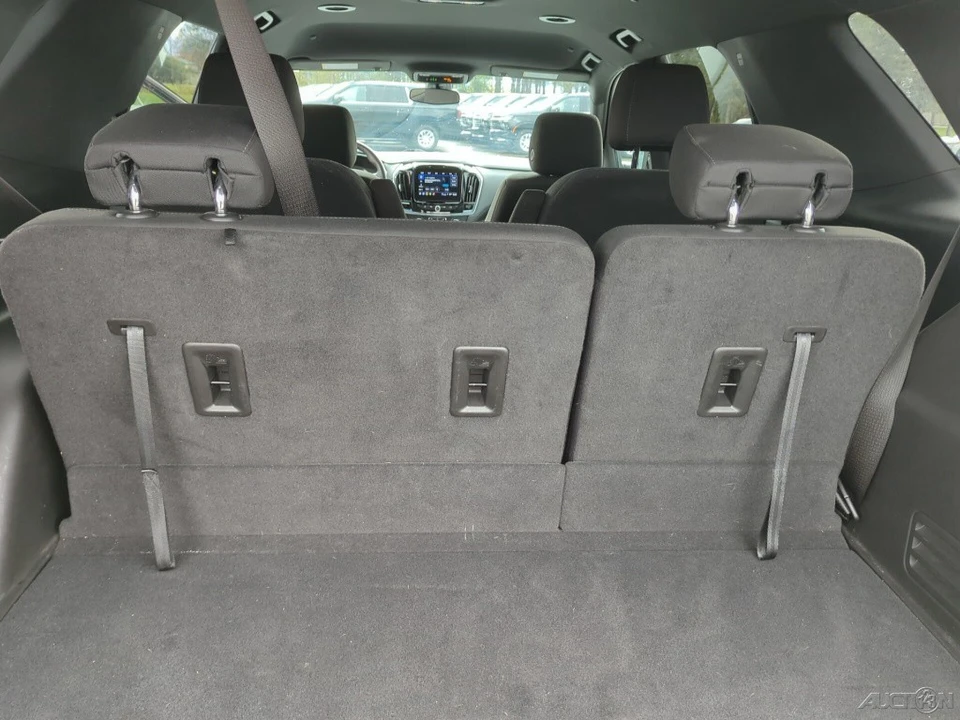 2023 Chevrolet Traverse - Image 18 of 19