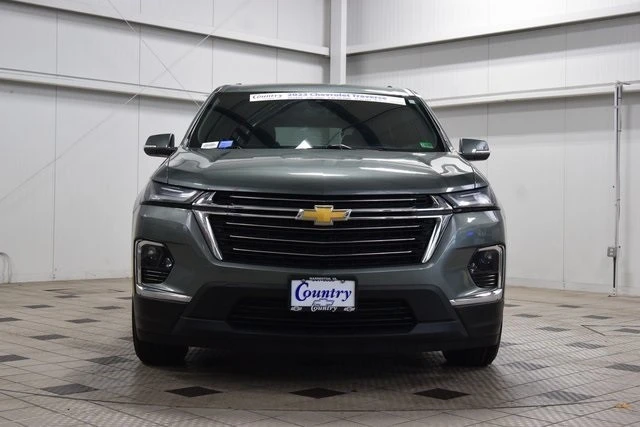 2023 Chevrolet Traverse - Image 2 of 12