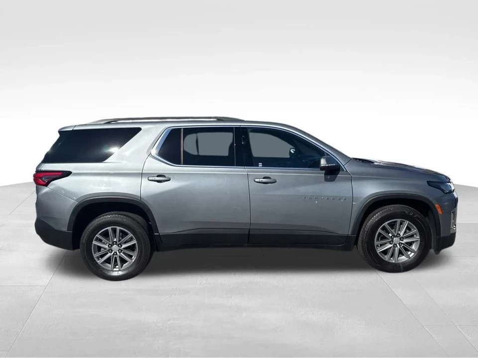 2023 Chevrolet Traverse - Image 7 of 12