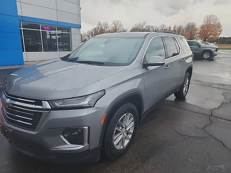 2023 Chevrolet Traverse - Image 3 of 12