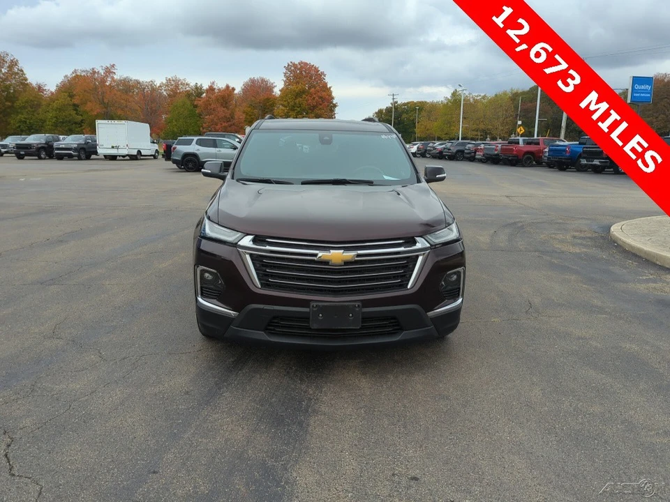2023 Chevrolet Traverse - Image 6 of 12