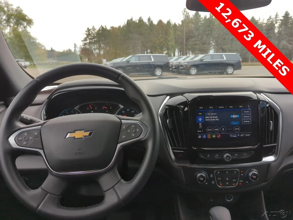 2023 Chevrolet Traverse - Image 8 of 12