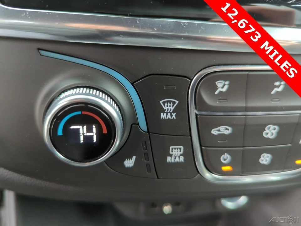 2023 Chevrolet Traverse - Image 11 of 12