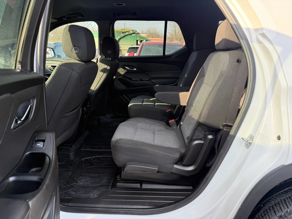 2023 Chevrolet Traverse - Image 18 of 20