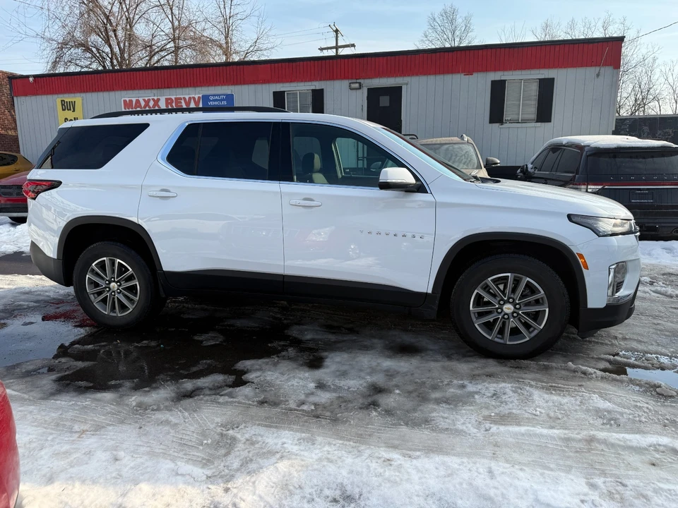 2023 Chevrolet Traverse - Image 8 of 20