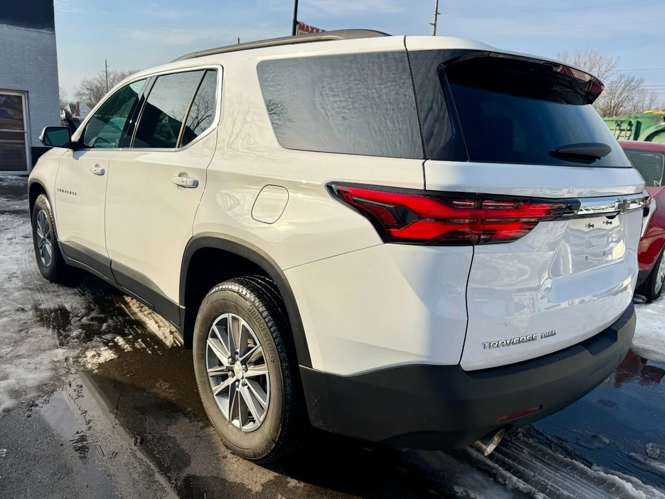 2023 Chevrolet Traverse - Image 4 of 20