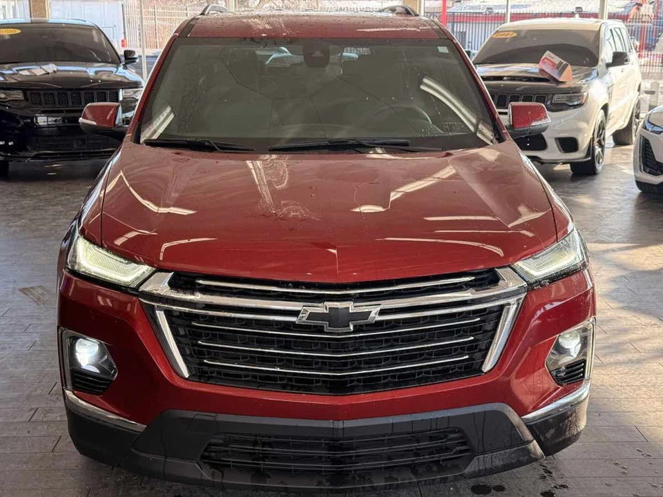 2023 Chevrolet Traverse - Image 3 of 12