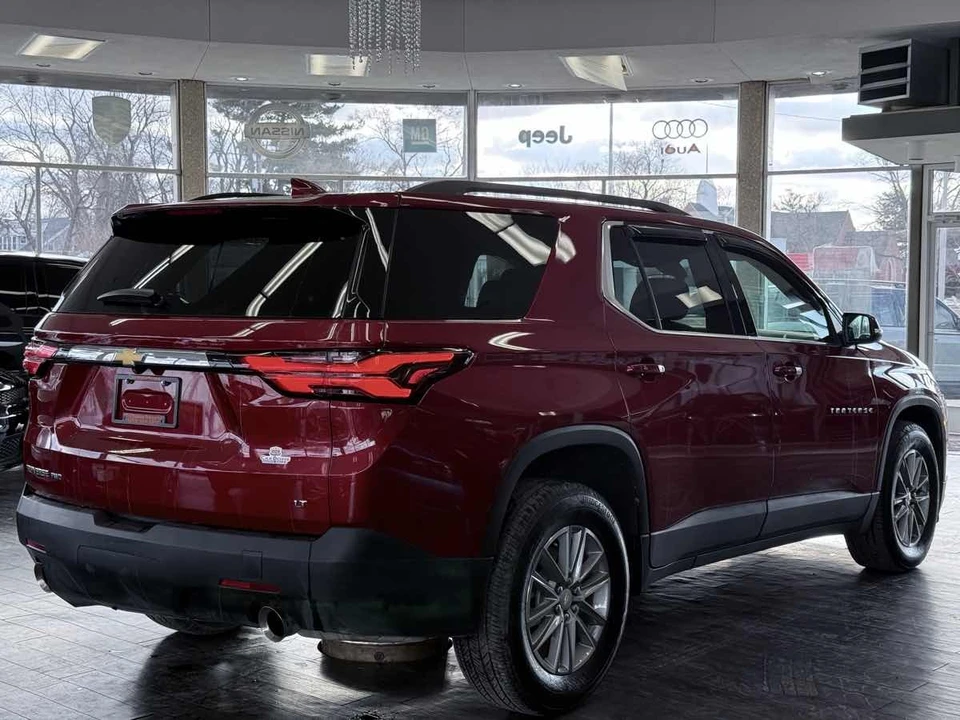 2023 Chevrolet Traverse - Image 9 of 21