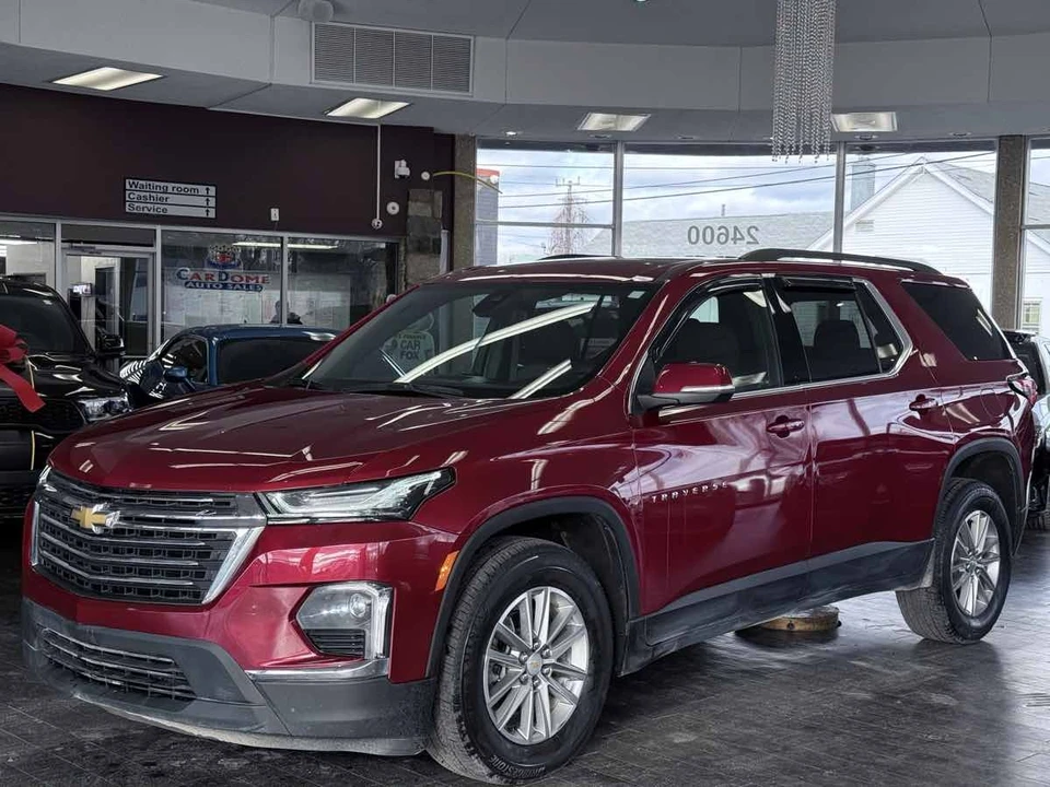 2023 Chevrolet Traverse - Image 2 of 21
