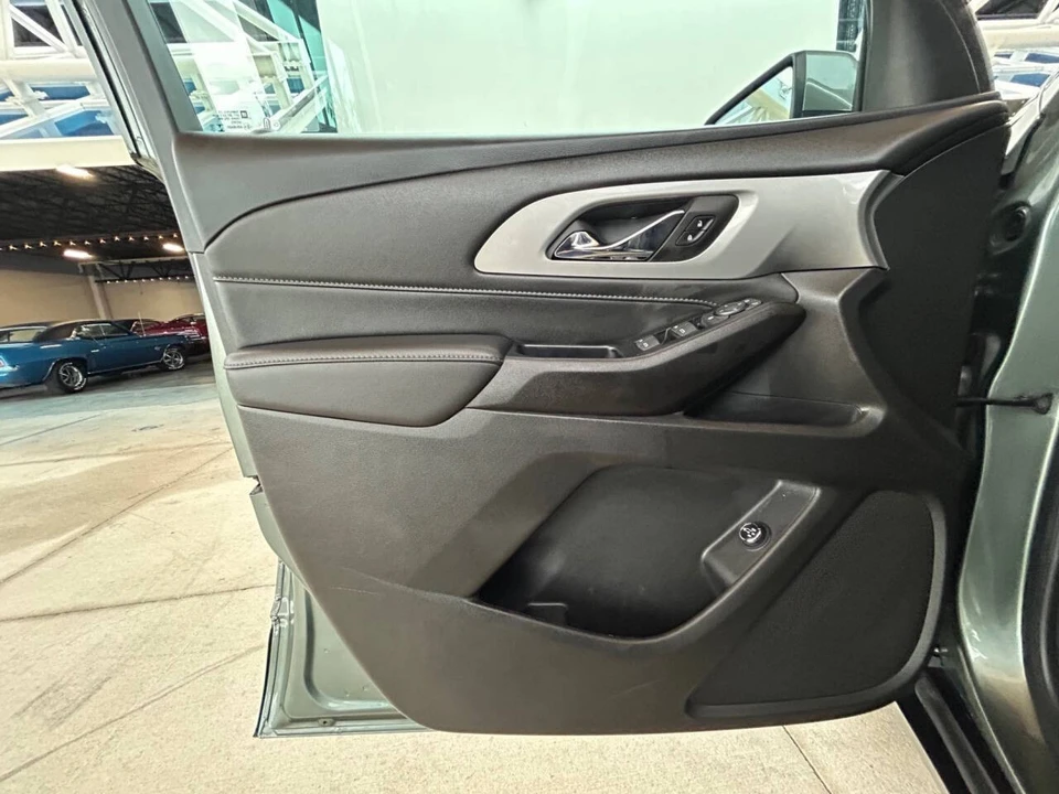 2023 Chevrolet Traverse - Image 21 of 21
