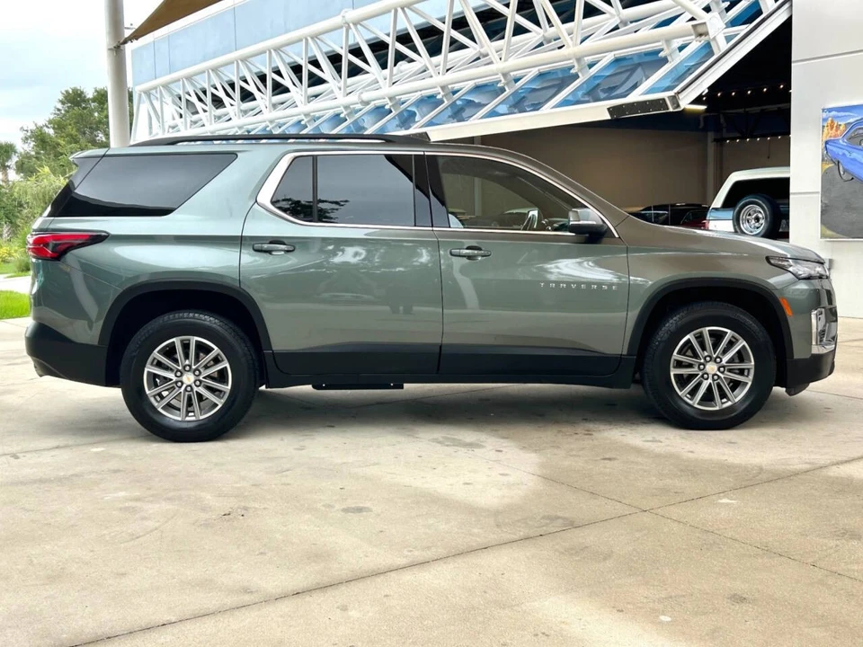 2023 Chevrolet Traverse - Image 4 of 21