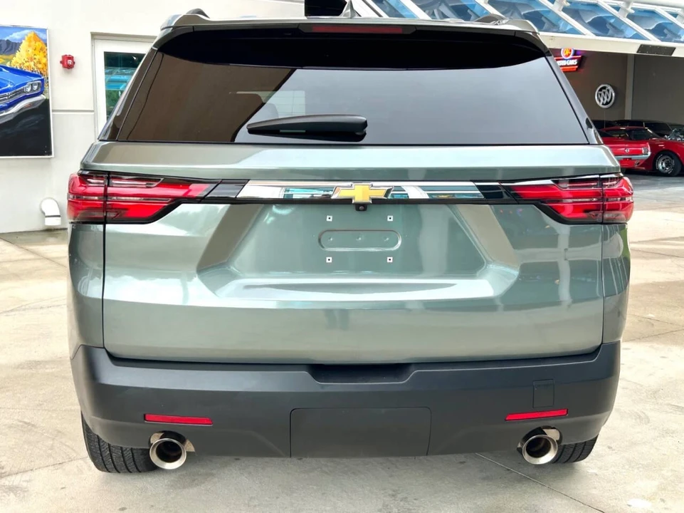 2023 Chevrolet Traverse - Image 6 of 12
