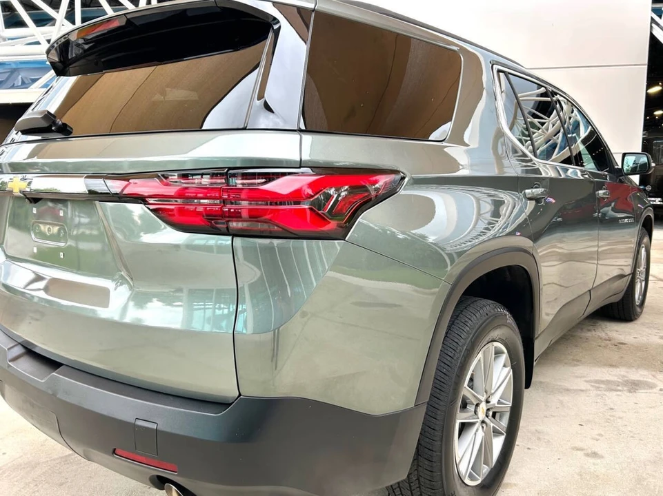2023 Chevrolet Traverse - Image 15 of 21