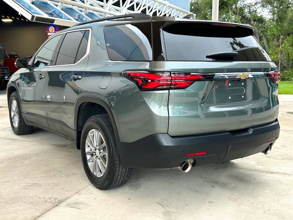 2023 Chevrolet Traverse - Image 8 of 21