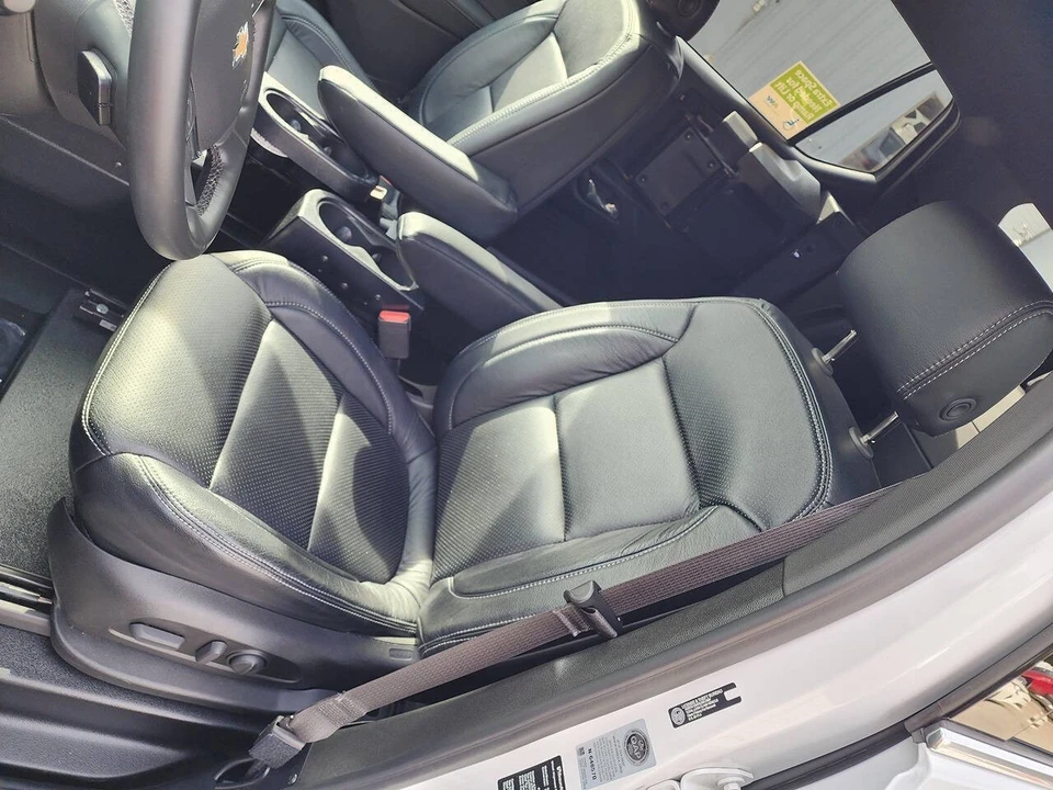 2023 Chevrolet Traverse - Image 13 of 21