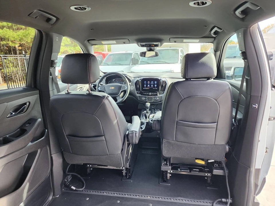 2023 Chevrolet Traverse - Image 20 of 21