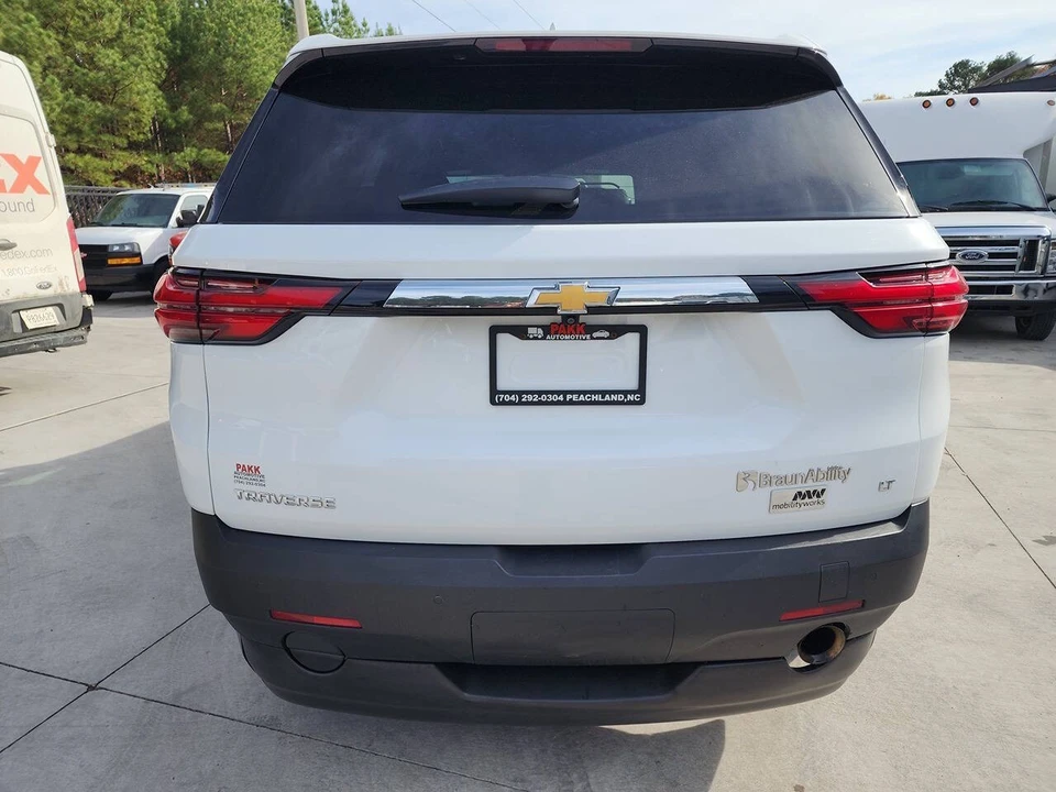 2023 Chevrolet Traverse - Image 6 of 21