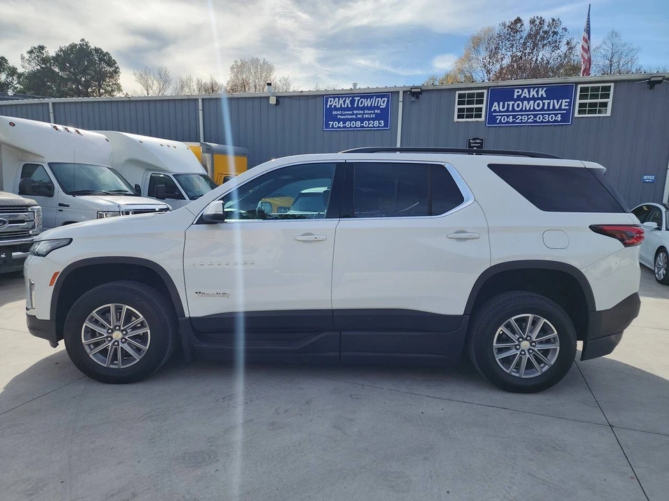 2023 Chevrolet Traverse - Image 4 of 21
