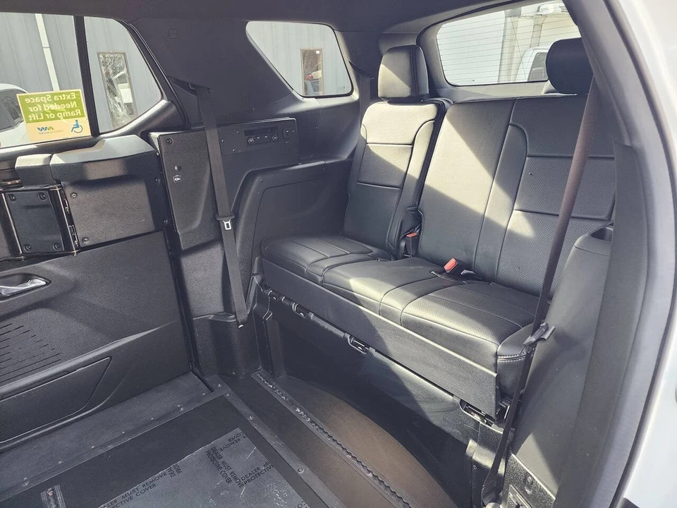 2023 Chevrolet Traverse - Image 17 of 21