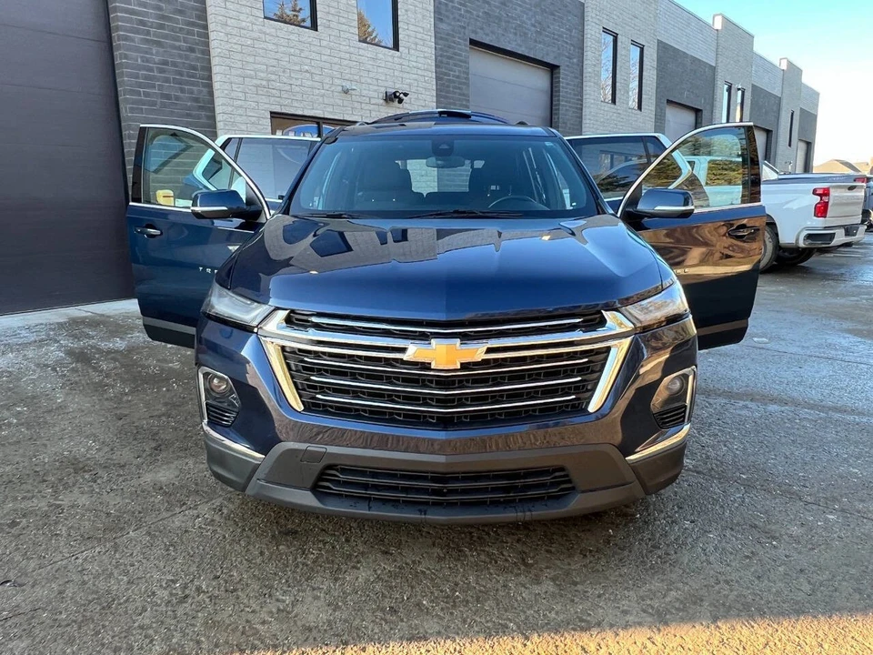 2023 Chevrolet Traverse - Image 15 of 21