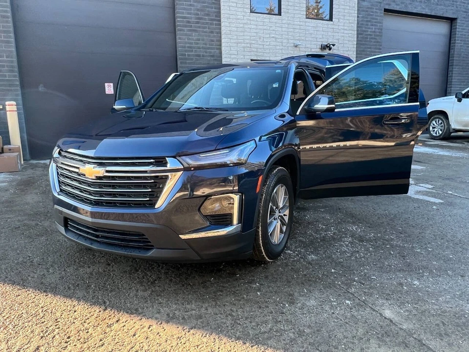 2023 Chevrolet Traverse - Image 14 of 21
