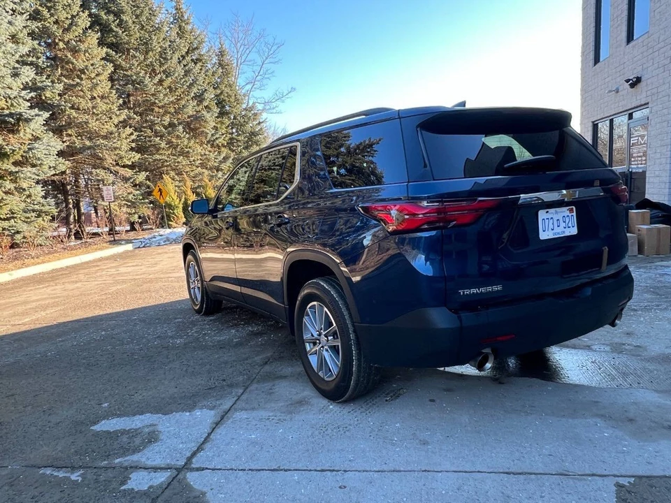 2023 Chevrolet Traverse - Image 9 of 21