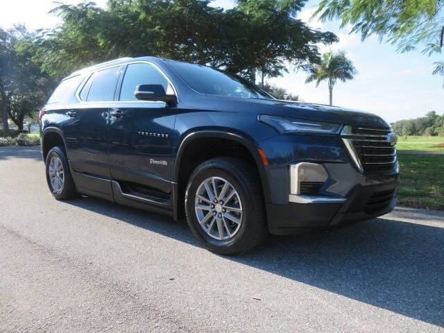 2023 Chevrolet Traverse - Image 9 of 12
