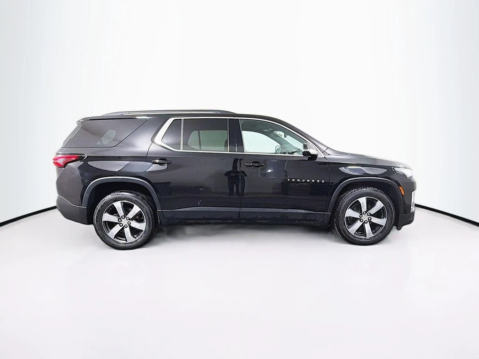 2023 Chevrolet Traverse - Image 8 of 21