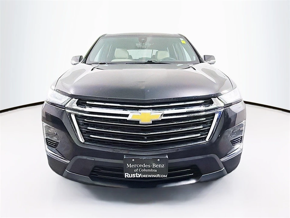 2023 Chevrolet Traverse - Image 2 of 12