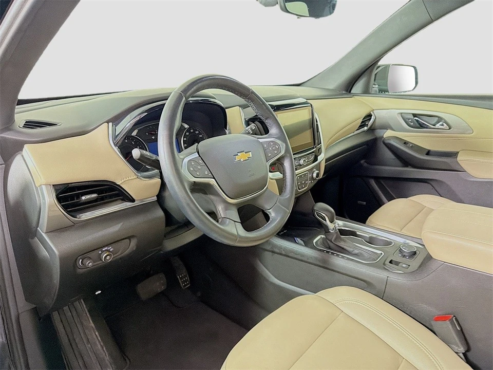 2023 Chevrolet Traverse - Image 10 of 12
