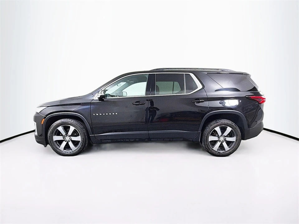 2023 Chevrolet Traverse - Image 4 of 12