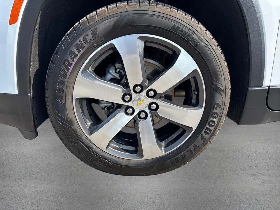 2023 Chevrolet Traverse - Image 12 of 12