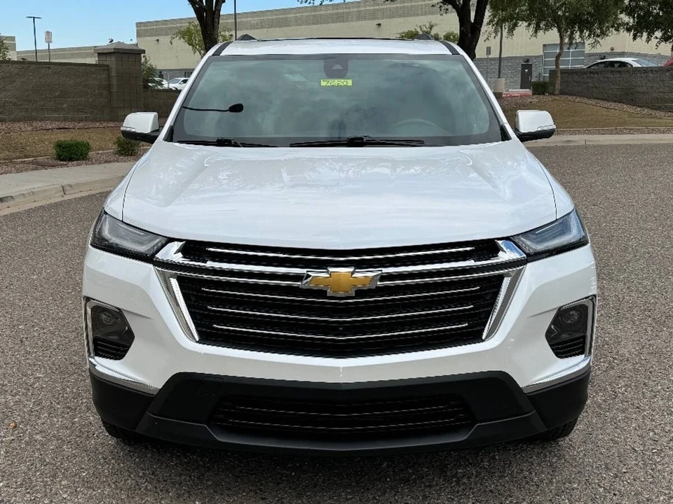 2023 Chevrolet Traverse - Image 10 of 15