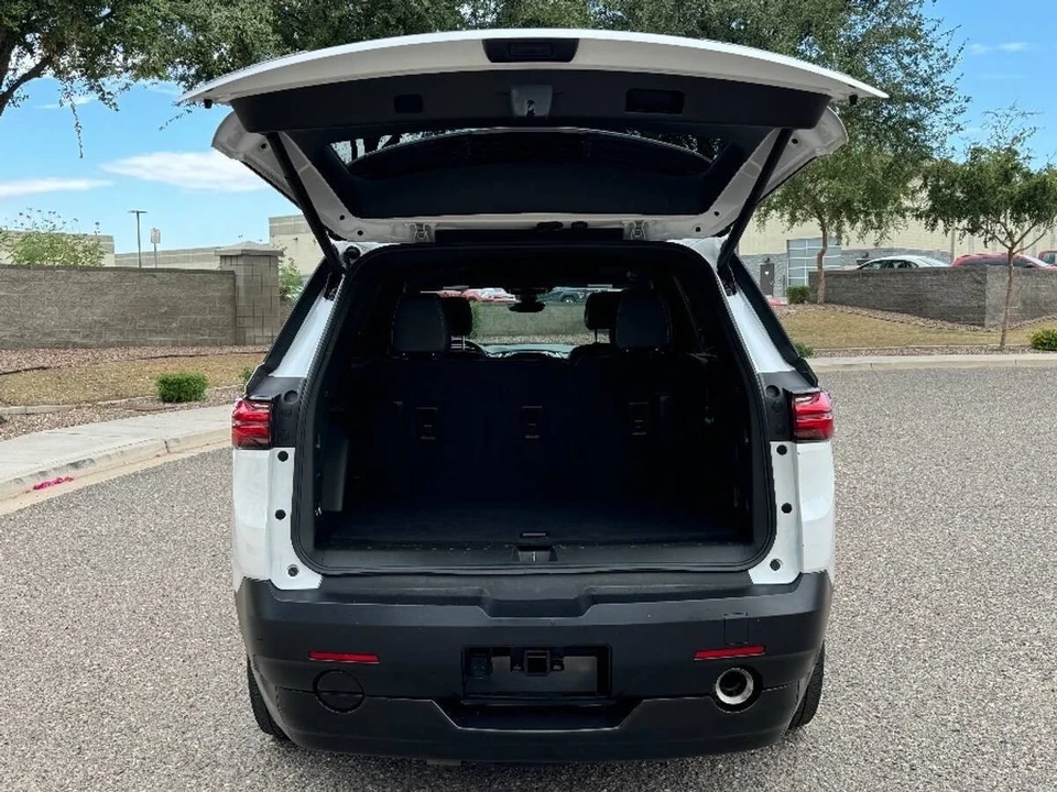 2023 Chevrolet Traverse - Image 15 of 15