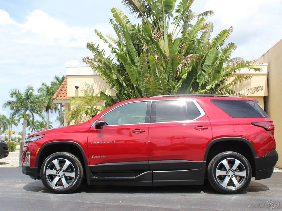 2023 Chevrolet Traverse - Image 7 of 12