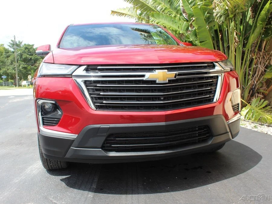 2023 Chevrolet Traverse - Image 9 of 12
