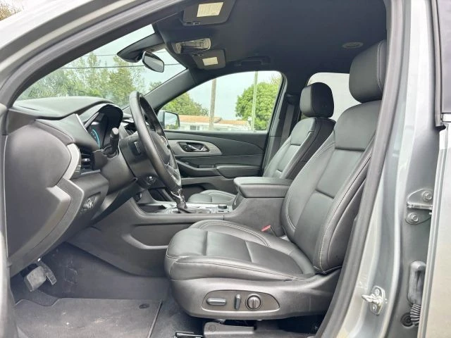2023 Chevrolet Traverse - Image 7 of 21