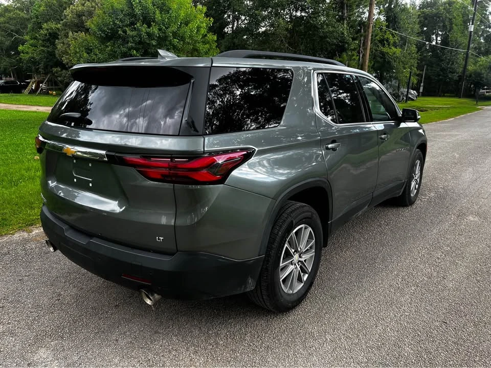 2023 Chevrolet Traverse - Image 3 of 9