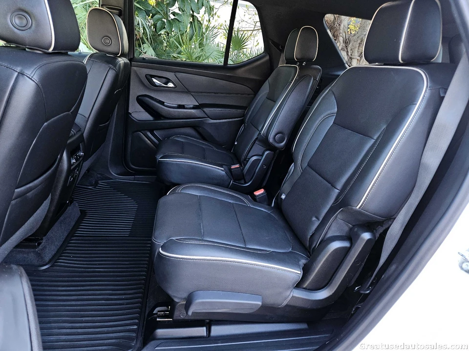 2023 Chevrolet Traverse - Image 14 of 21