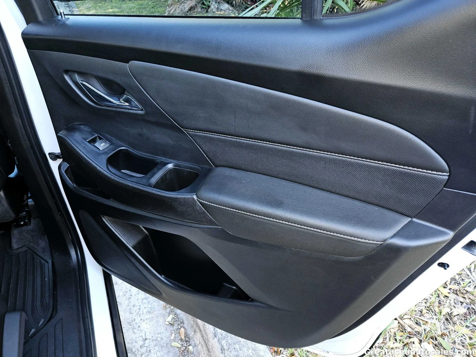 2023 Chevrolet Traverse - Image 18 of 21