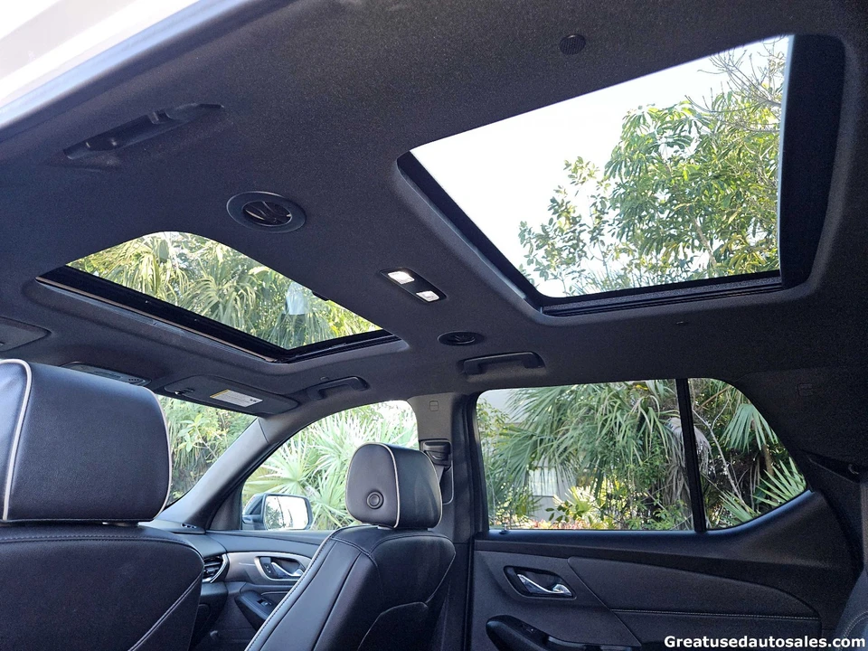 2023 Chevrolet Traverse - Image 15 of 21