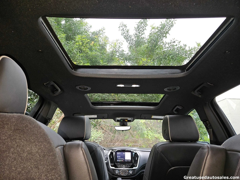 2023 Chevrolet Traverse - Image 15 of 21